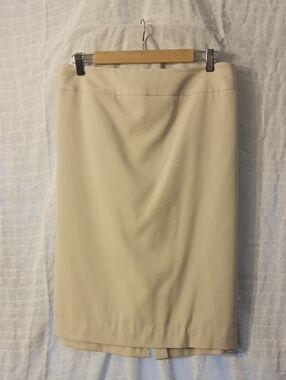 Anne Klein Cream Pencil Skirt